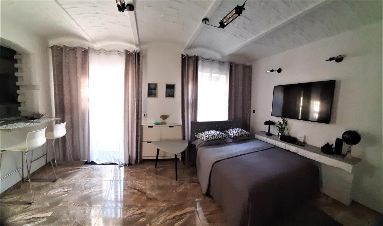 Studio Four - Prywatne Wejscie I Taras W Centrum Sopotu Екстер'єр фото